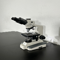 VWR Compound Binocular Microscope image 1